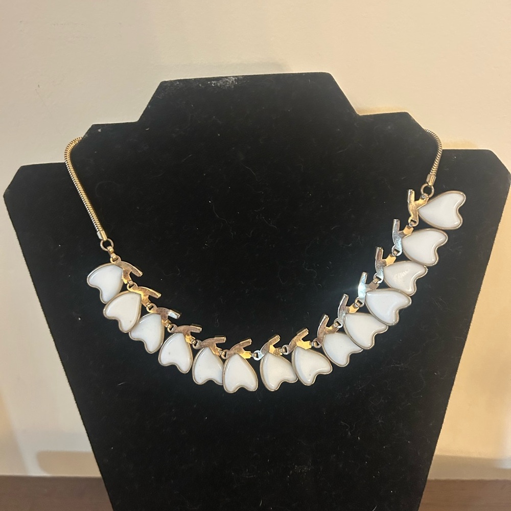 VINTAGE (1947-1957) McClelland Barclay Jewlery Inc costume jewelry gold necklace